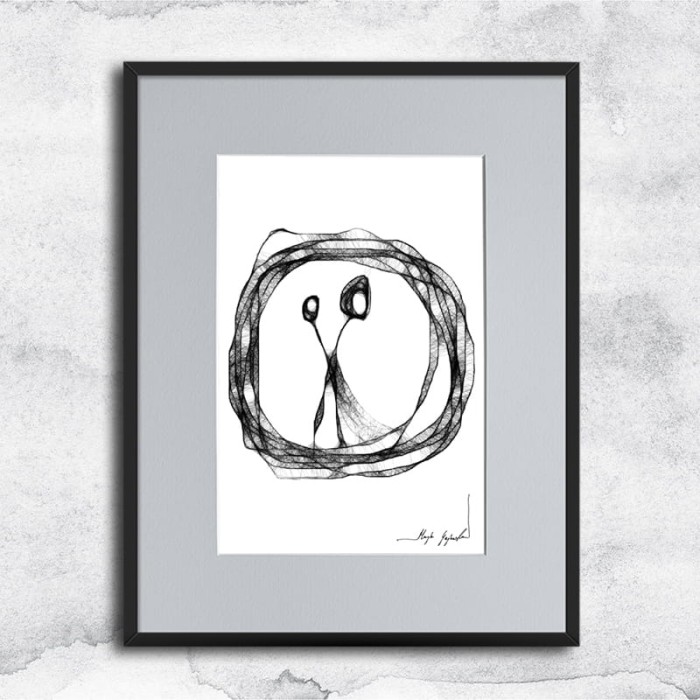 minimalistyczna grafika nr 77 - para, oprawiona w czarną, aluminową ramę i grafitowe passe partout