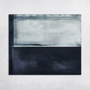Grafit i biel II minimalistyczny obraz, w którym dominuje biel oraz ciemny grafit z kroplą granatowego koloru.